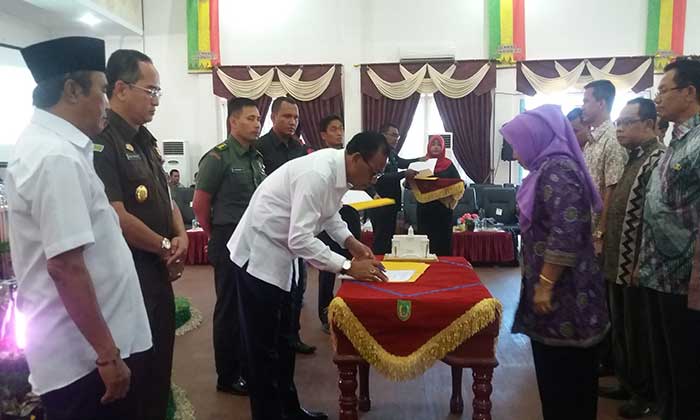 Bupati Rokan Hilir H Suyatno